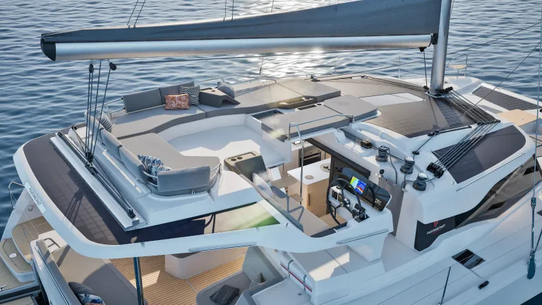 fountaine-pajot-44-lounge-deck-01.jpg