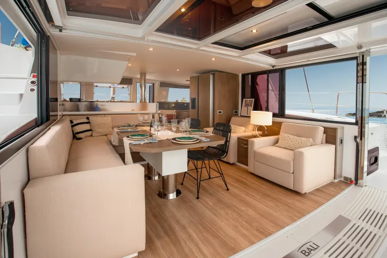 bali44-saloon04bali-catamarans-rizonphotography.jpg