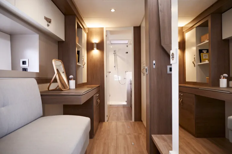 o2a3708bali-catamarans-leonsalim.jpg