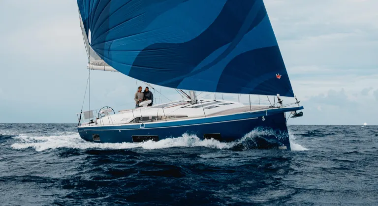 oceanis-47-exterior-6.jpg