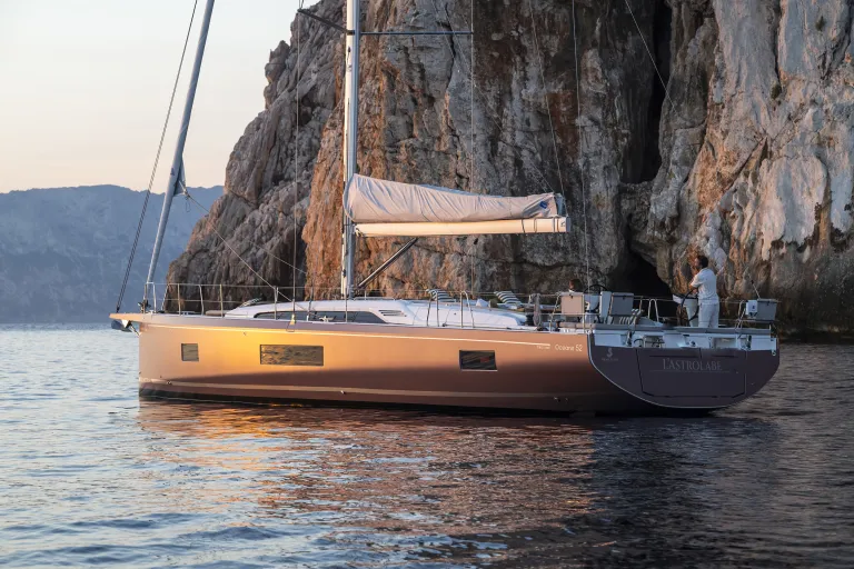 oceanis-52_image_exterior_sardinia-(21).jpg