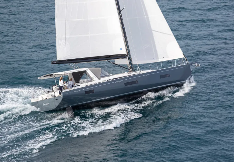 oceanis-yacht-60-ext04_v.jpg