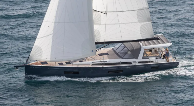 oceanis-yacht60-ext1.jpg