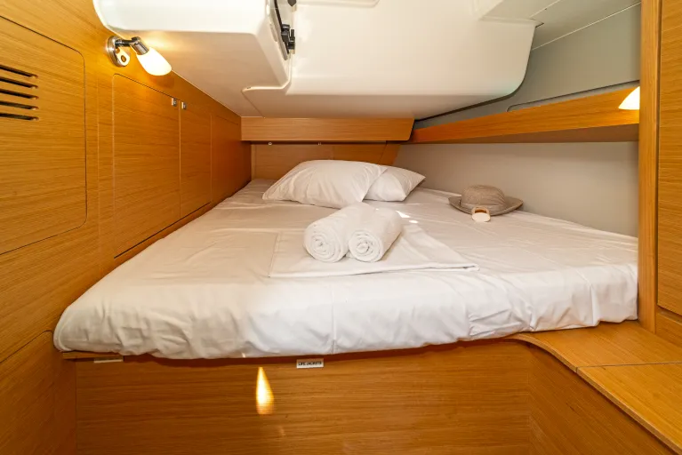 dsc0096-dream-weaver-dufour-460-grand-large-istion-yachting-l.jpg