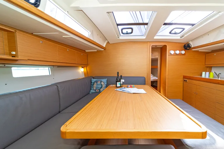 dsc0167-dream-weaver-dufour-460-grand-large-istion-yachting-l.jpg