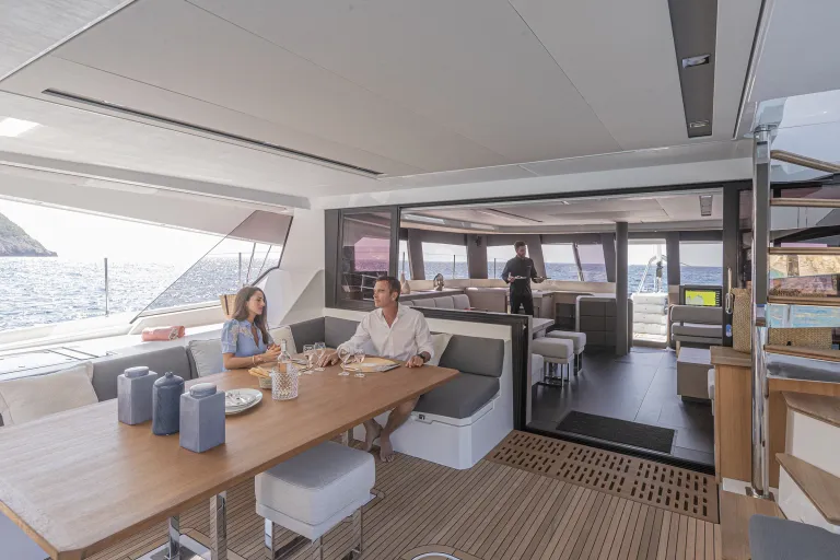 fountaine-pajot-samana-59-aft-cockpit-5.jpg