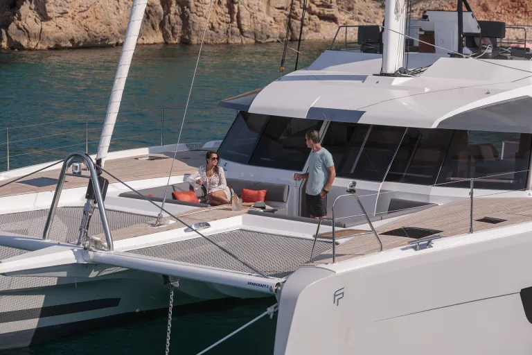 fountaine-pajot-samana-59-front-cockpit.jpg