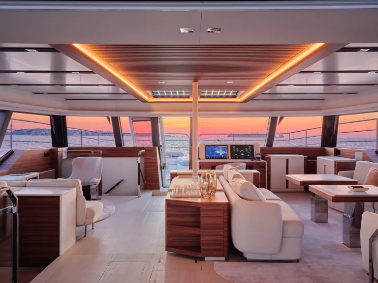 fountaine-pajot-power80-nif0247-a2-1-l.jpg