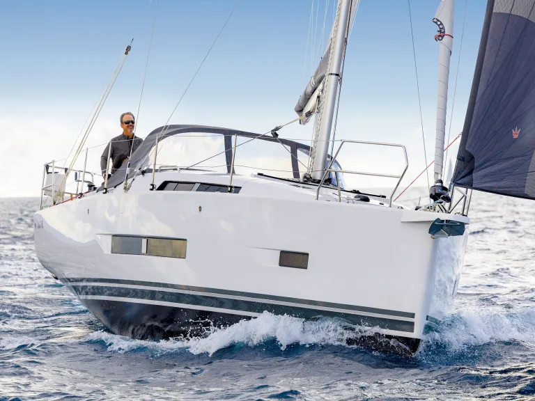 hanse_360_bilder_web_exterior_2_0110_l.jpg