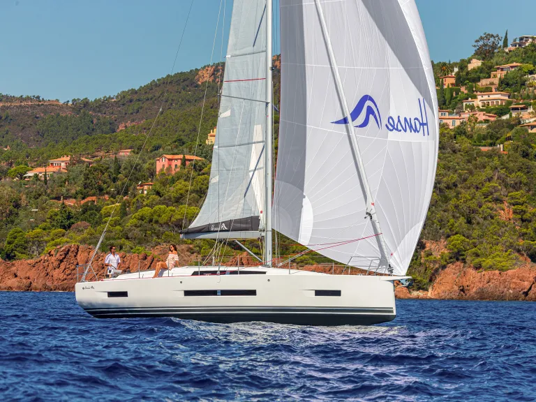 hanse_410_bilder_web_exterior_2_0058_l.jpg