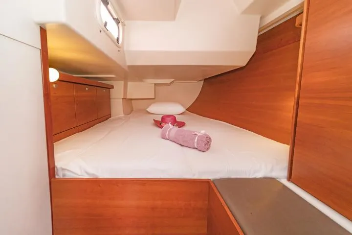 _dsc4867l_room.jpg