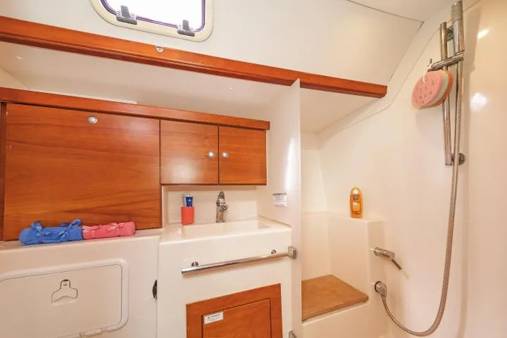 _dsc4892l_bath.jpg