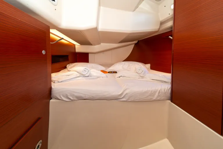 dsc5333-kiveli-hanse-458-istion-yachting-l.jpg