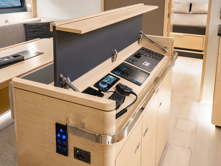 hanse_510_bilder_web_interior_3_009_l.jpg