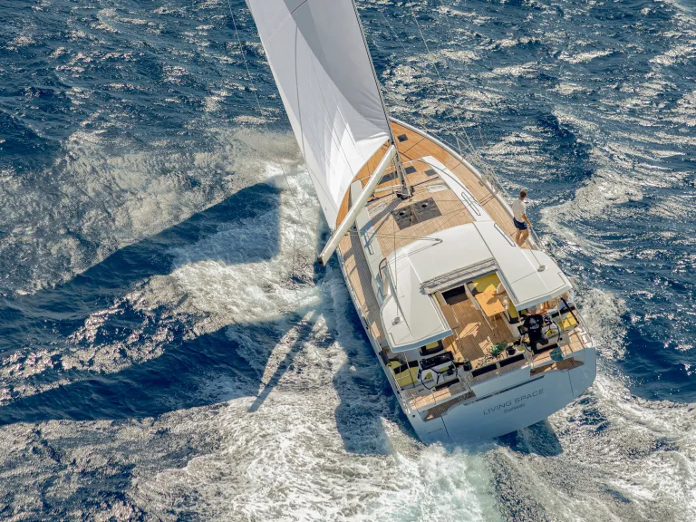 hanse_590_bilder_web_exterior_0250_l.jpg