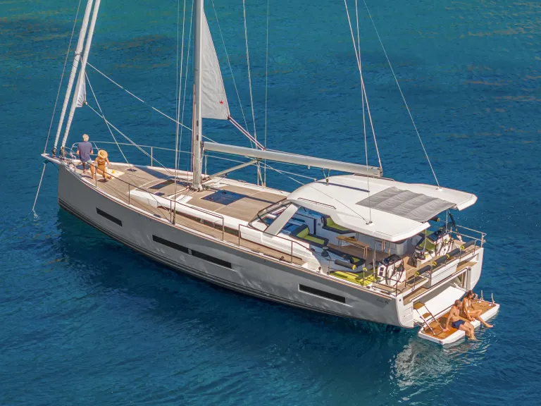 hanse_590_bilder_web_exterior_0270_l.jpg
