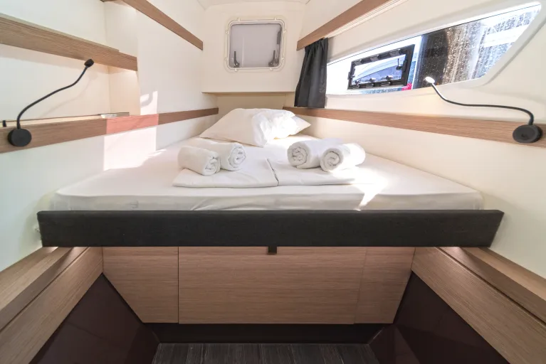 dsc8196-aifos-fountaine-pajot-isla-40-istion-yachting-l.jpg