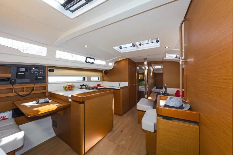 upt2-38380l.jpg