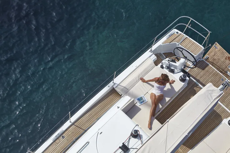 sun-odyssey490-5.jpg
