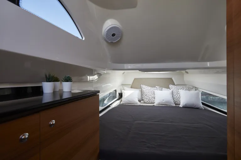 cb35-cabin-00586.jpg