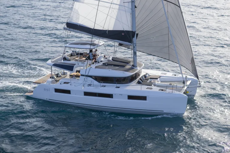 gmr-lag51-0797.jpg