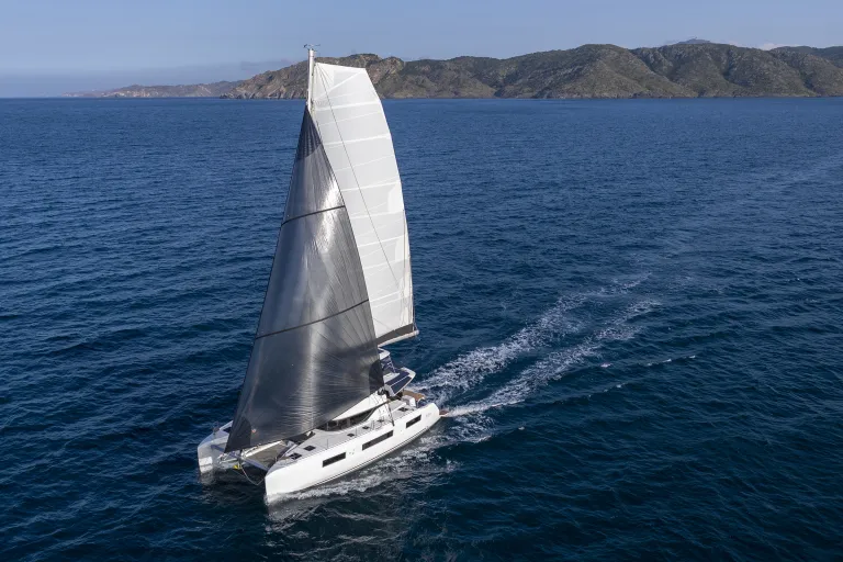 gmr-lag51-0809.jpg