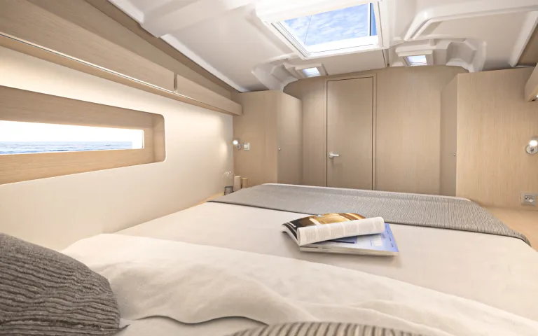 interieur-oceanis-371-6.jpg