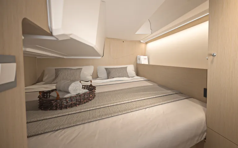interieur-oceanis-371-7.jpg