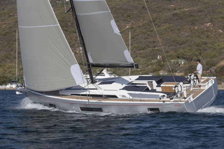 oceanis51-1-011162.jpg