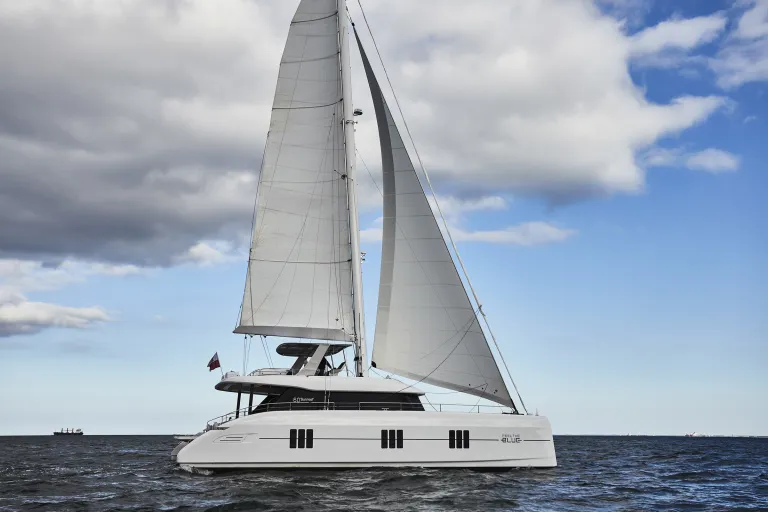 sunreef-60-03.jpg