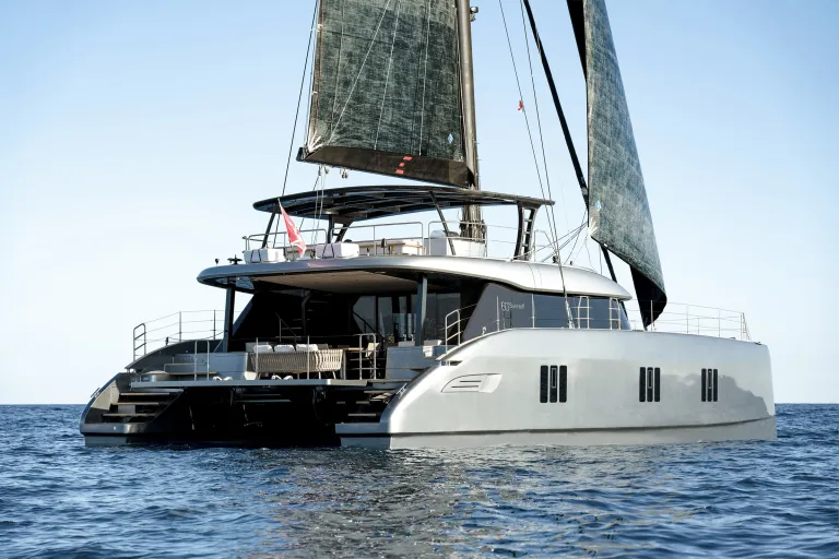 sunreef-60-10.jpg