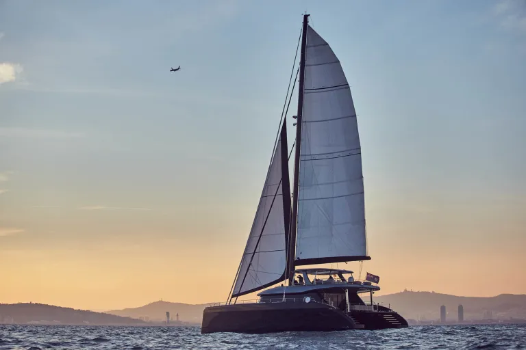 sunreef-80-02.jpg